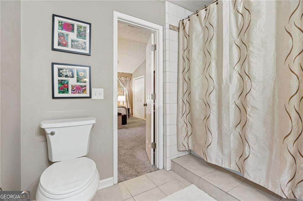 2418 Southern Oak Drive SW