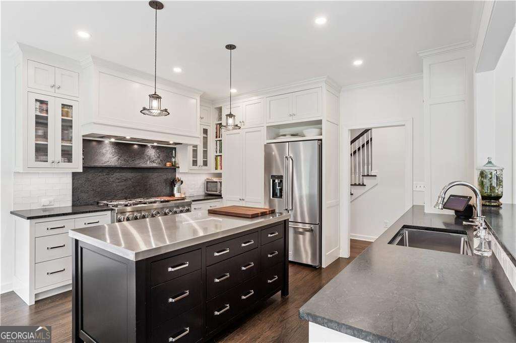 5377 Windsor Green Court SE