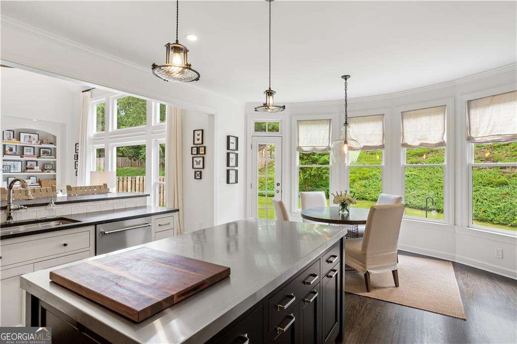 5377 Windsor Green Court SE