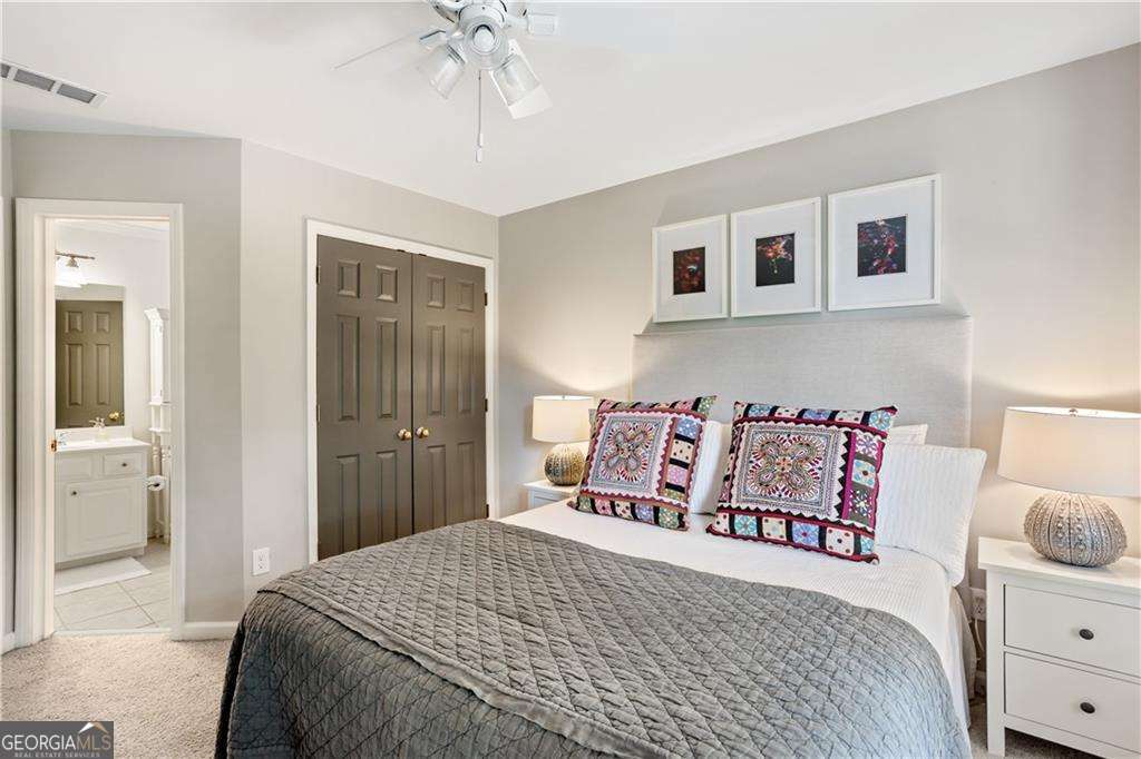 5377 Windsor Green Court SE