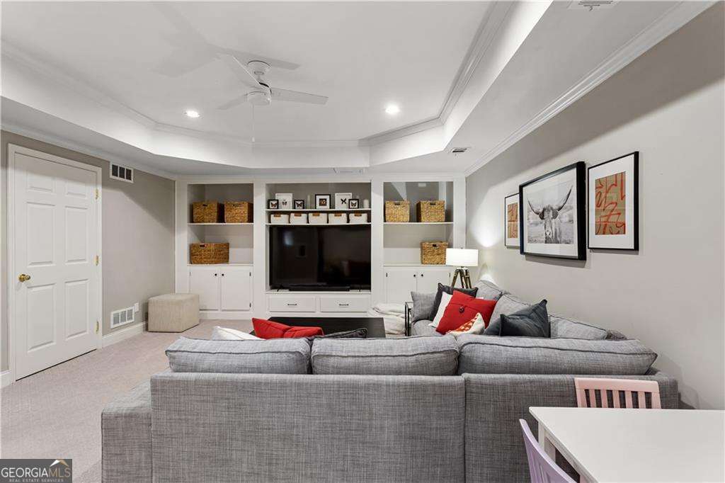 5377 Windsor Green Court SE