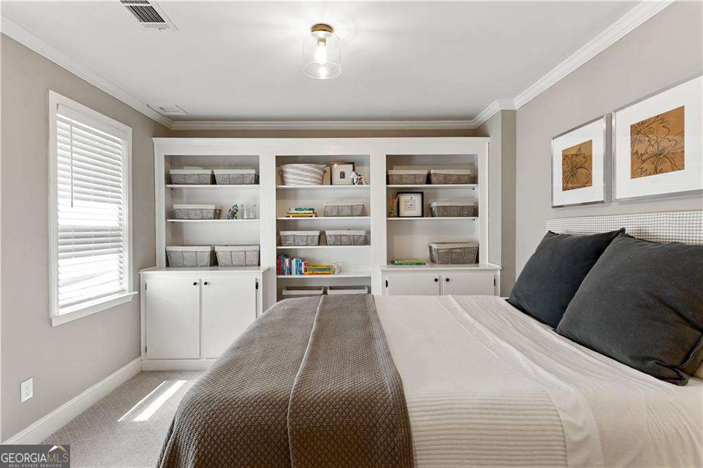 5377 Windsor Green Court SE