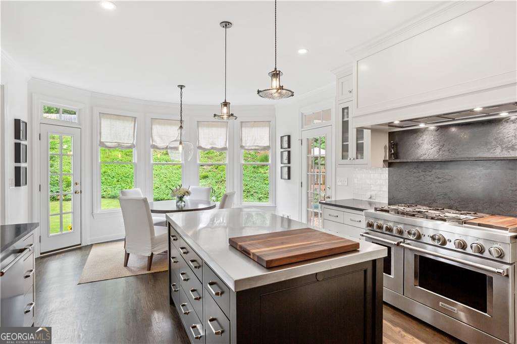 5377 Windsor Green Court SE