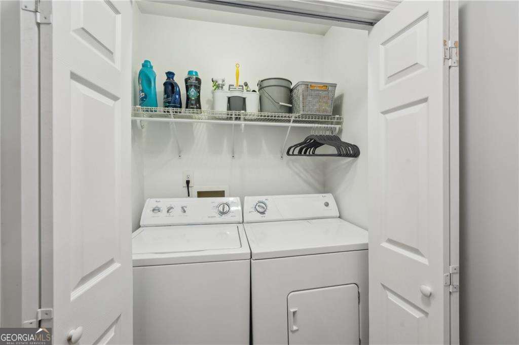 734 Frasier Circle SE