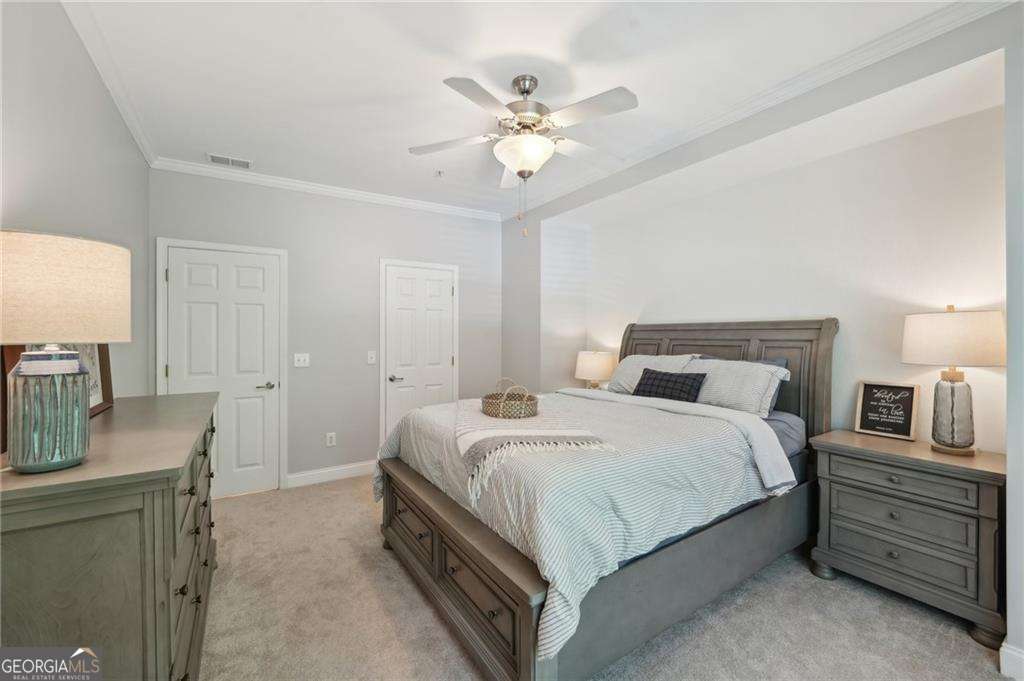 734 Frasier Circle SE