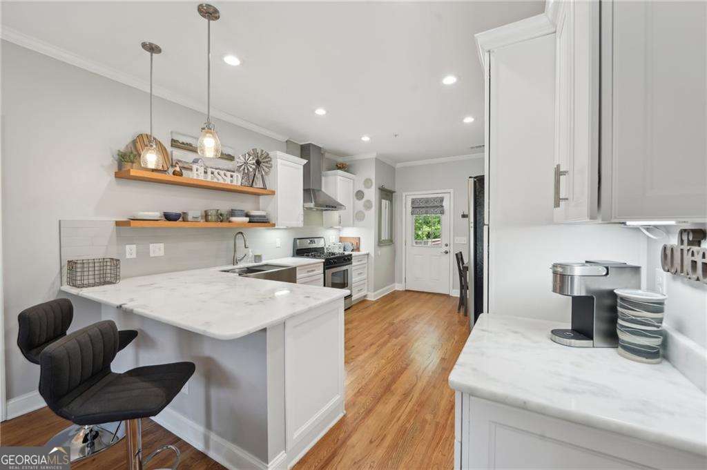 734 Frasier Circle SE