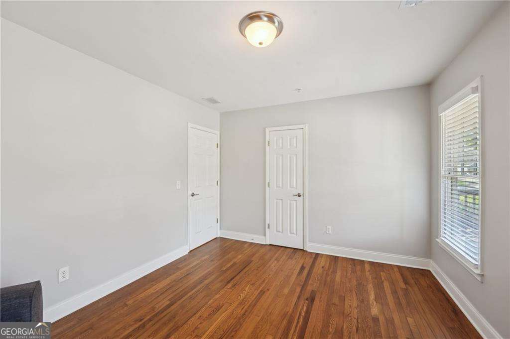 734 Frasier Circle SE