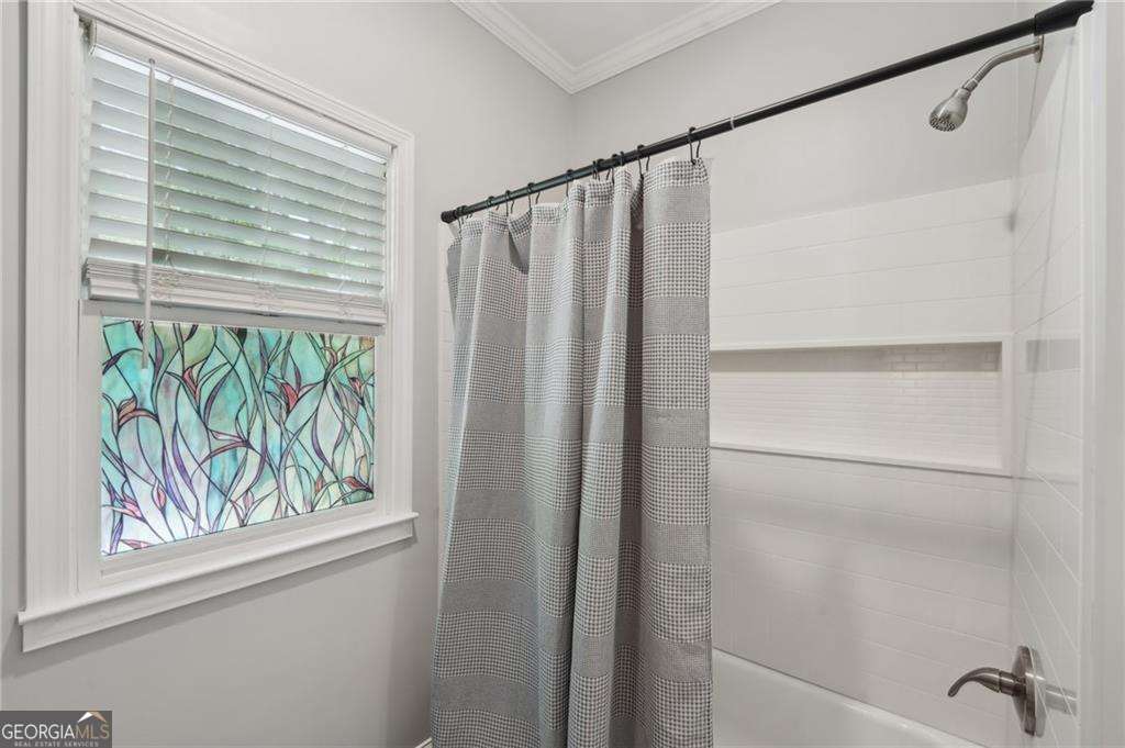 734 Frasier Circle SE