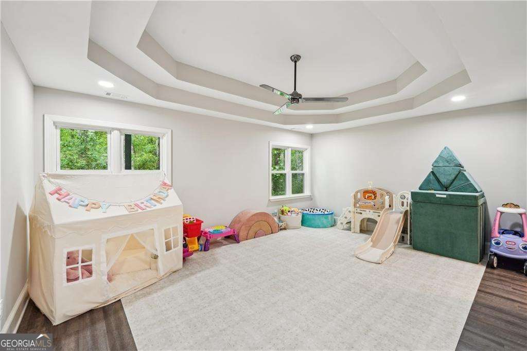 3851 Glenhurst Drive SE