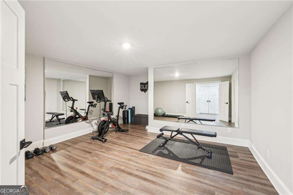 3851 Glenhurst Drive SE