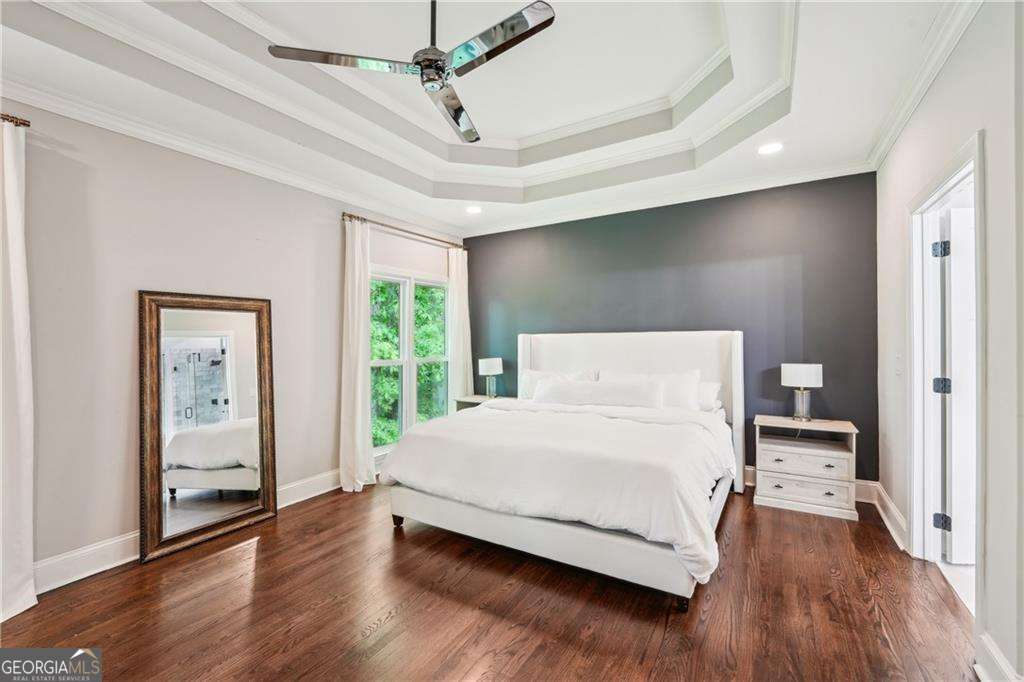 3851 Glenhurst Drive SE