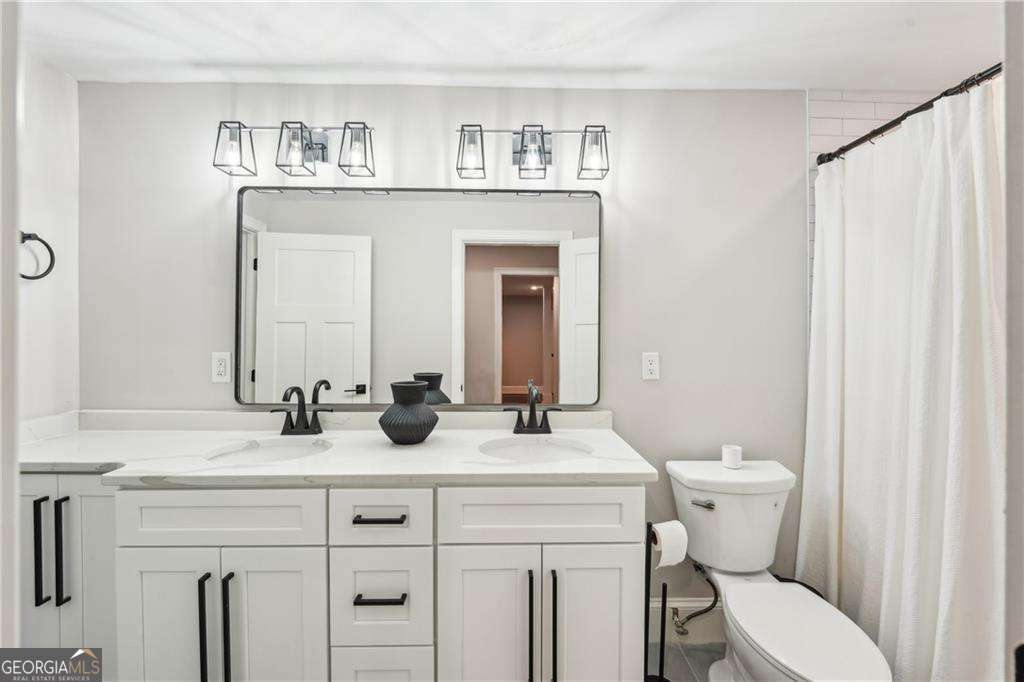 3851 Glenhurst Drive SE