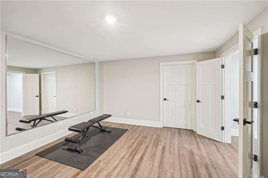 3851 Glenhurst Drive SE