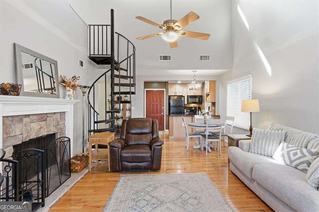 106 Lake Cottages Court