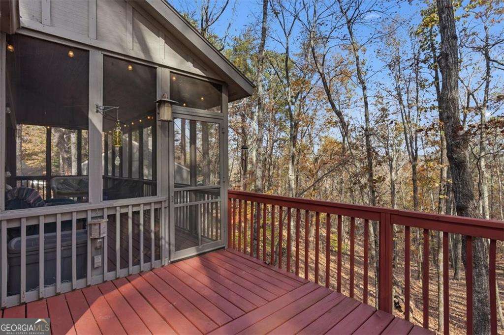 106 Lake Cottages Court