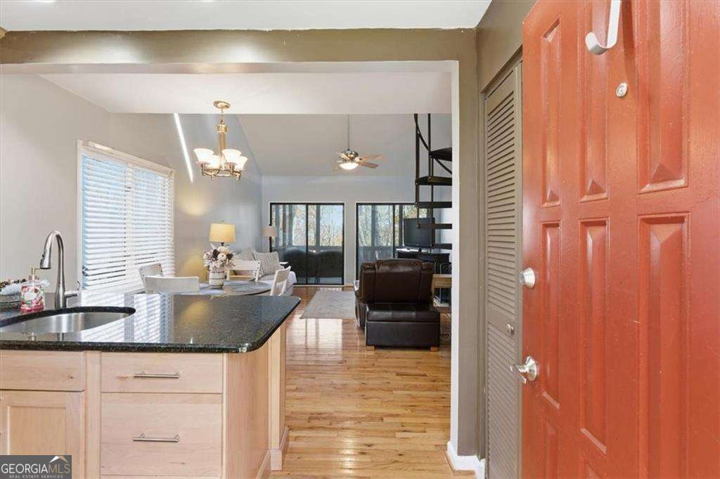 106 Lake Cottages Court