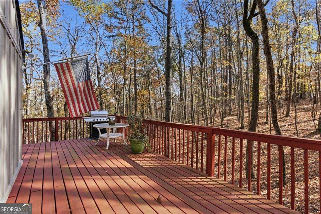 106 Lake Cottages Court