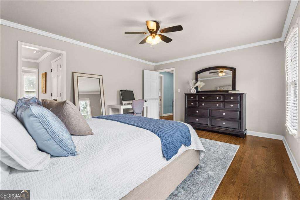 2249 Vinings Cove SE