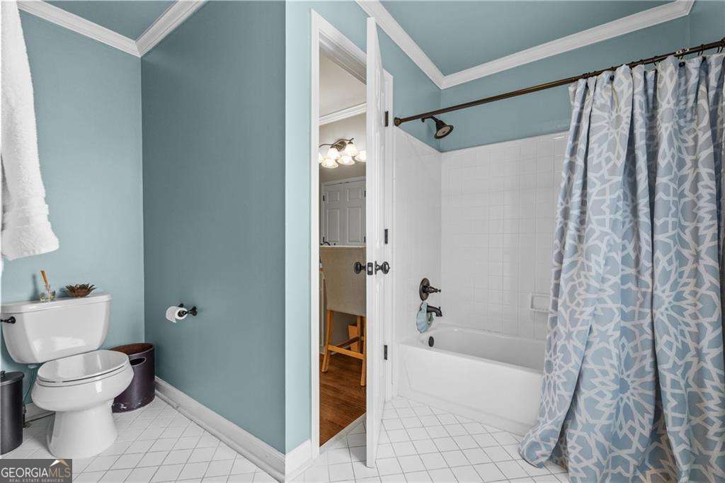 2249 Vinings Cove SE