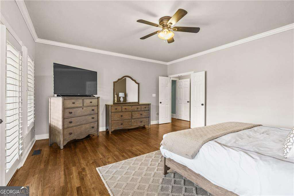 2249 Vinings Cove SE