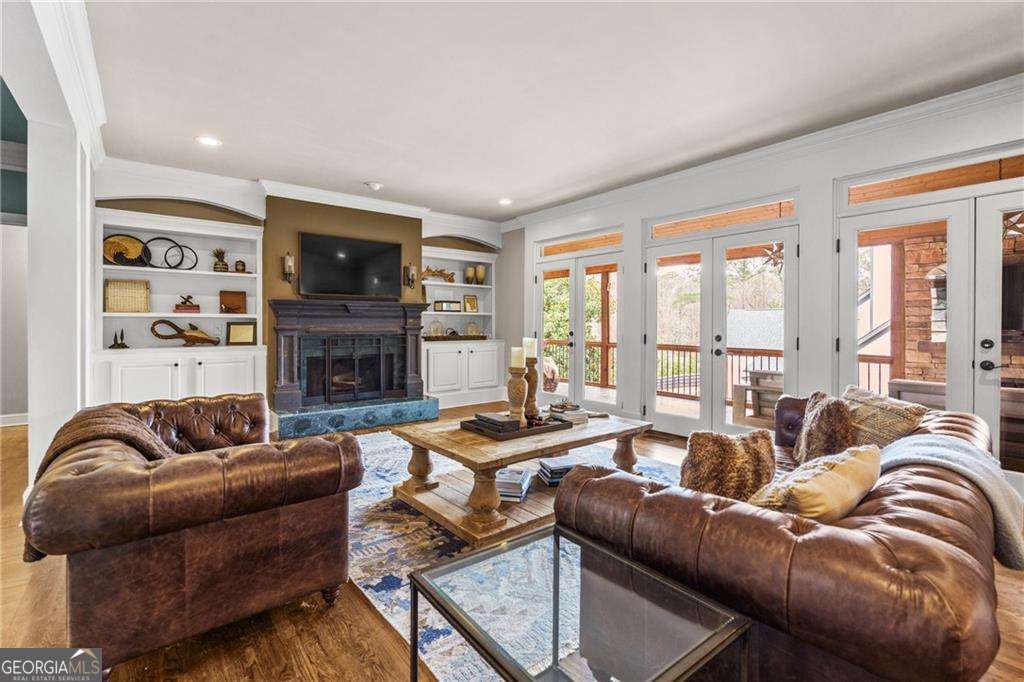 2249 Vinings Cove SE