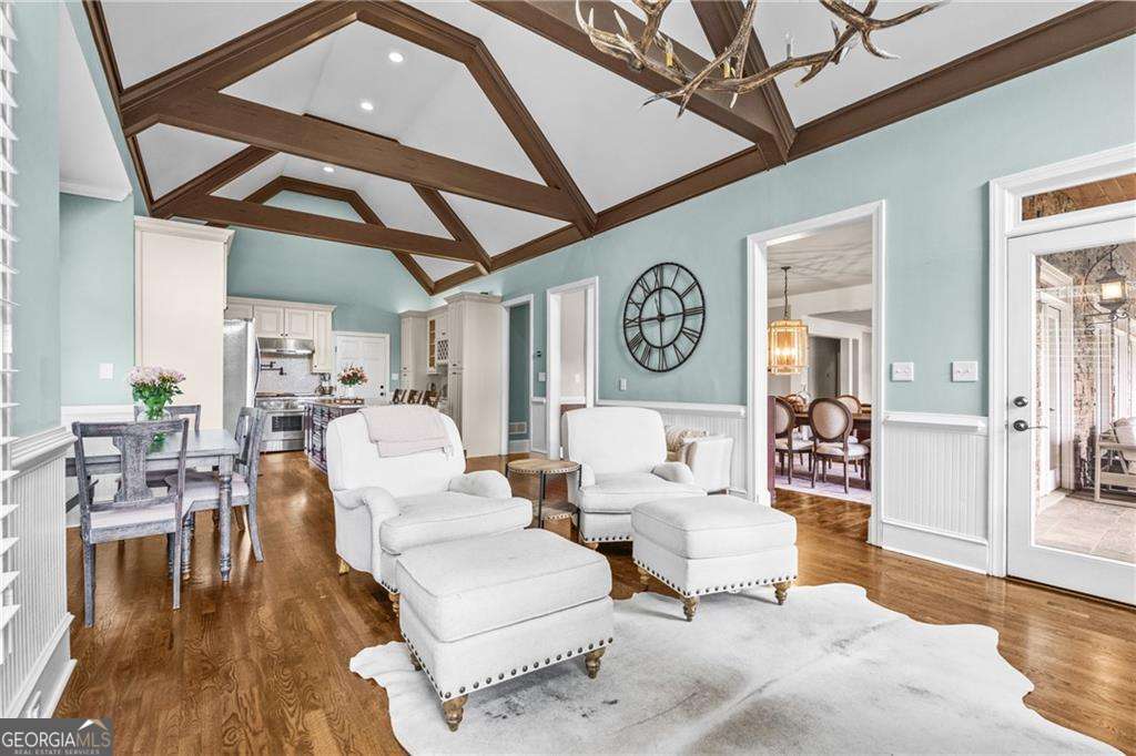 2249 Vinings Cove SE