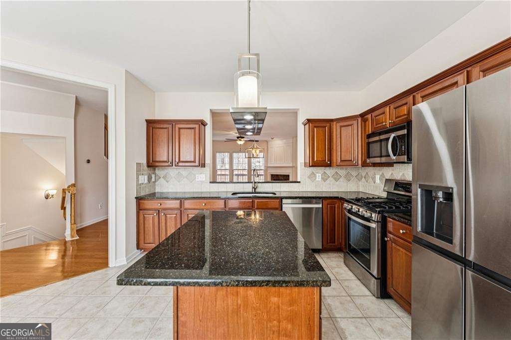 2467 Bridlewood Drive SE # 7