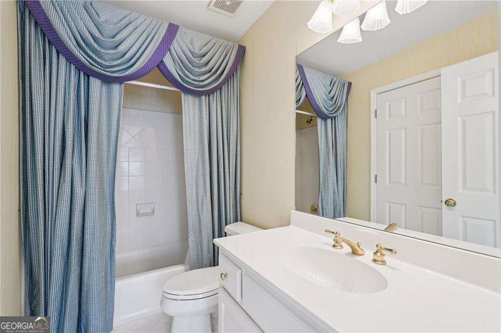 3682 Gatehurst Court SE