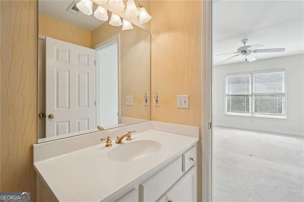 3682 Gatehurst Court SE