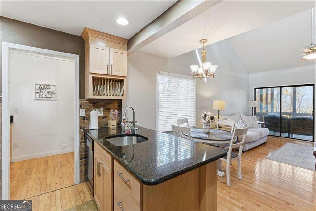 106 Lake Cottages Court