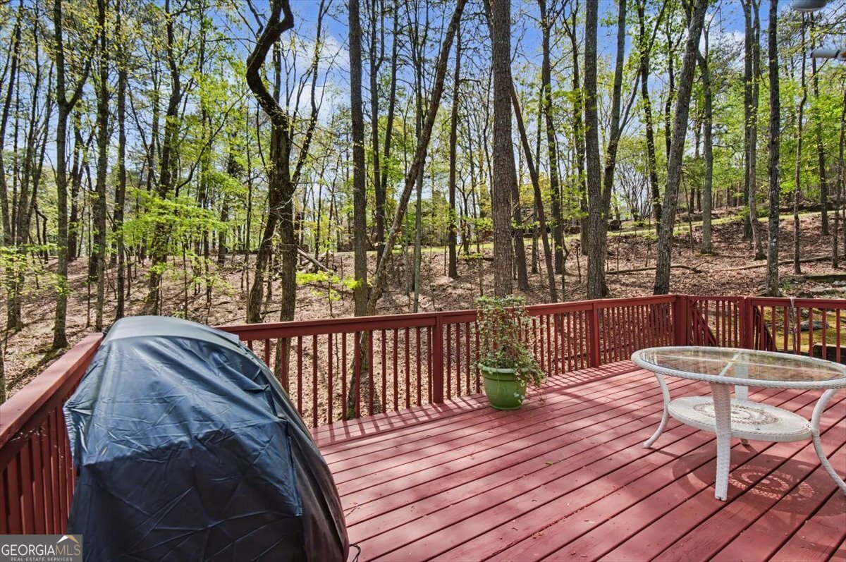 106 Lake Cottages Court