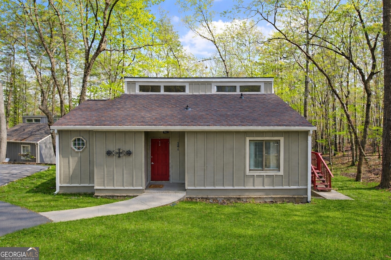 106 Lake Cottages Court