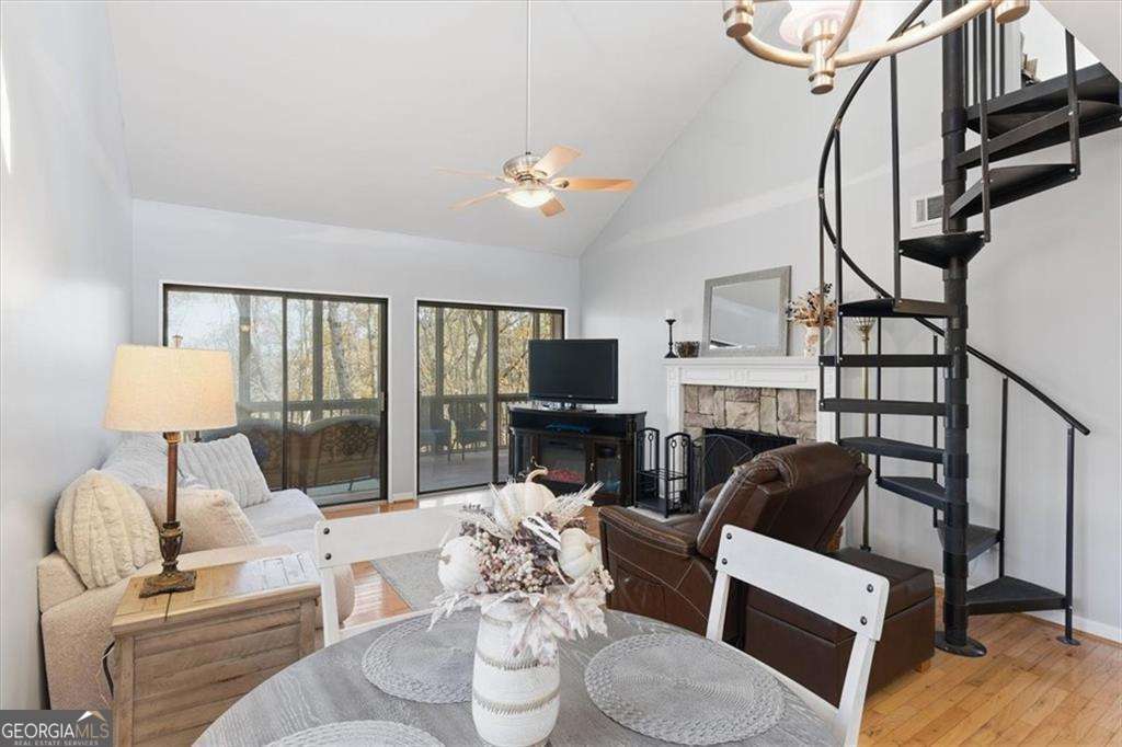 106 Lake Cottages Court