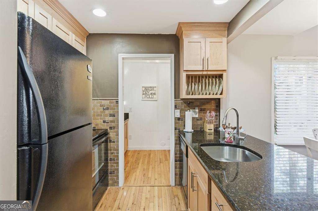 106 Lake Cottages Court