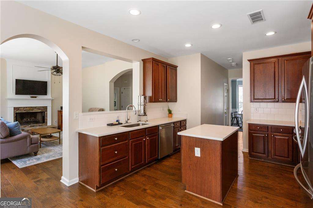 804 Sylvania Court SE