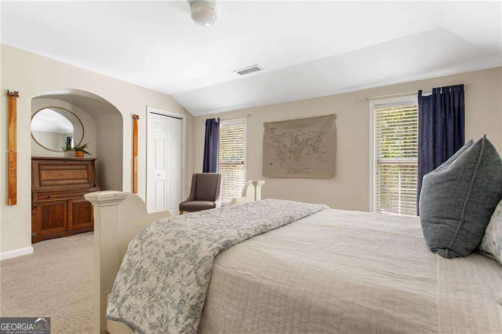 804 Sylvania Court SE