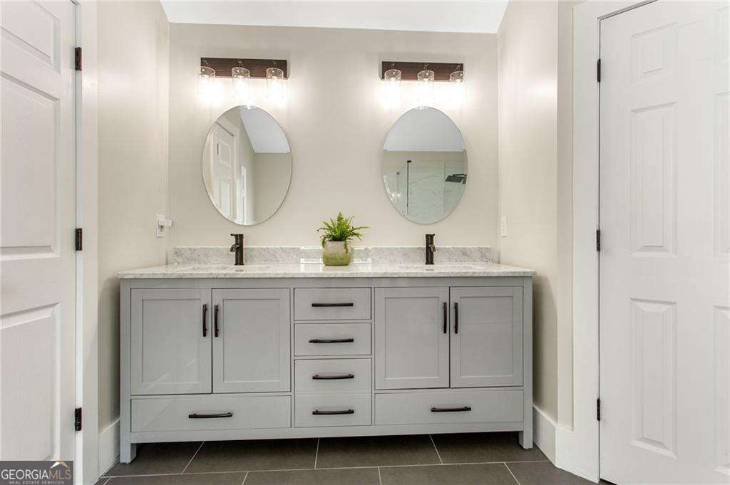 804 Sylvania Court SE