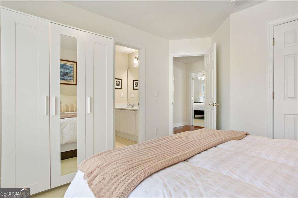 4427 Oakdale Vinings Landing