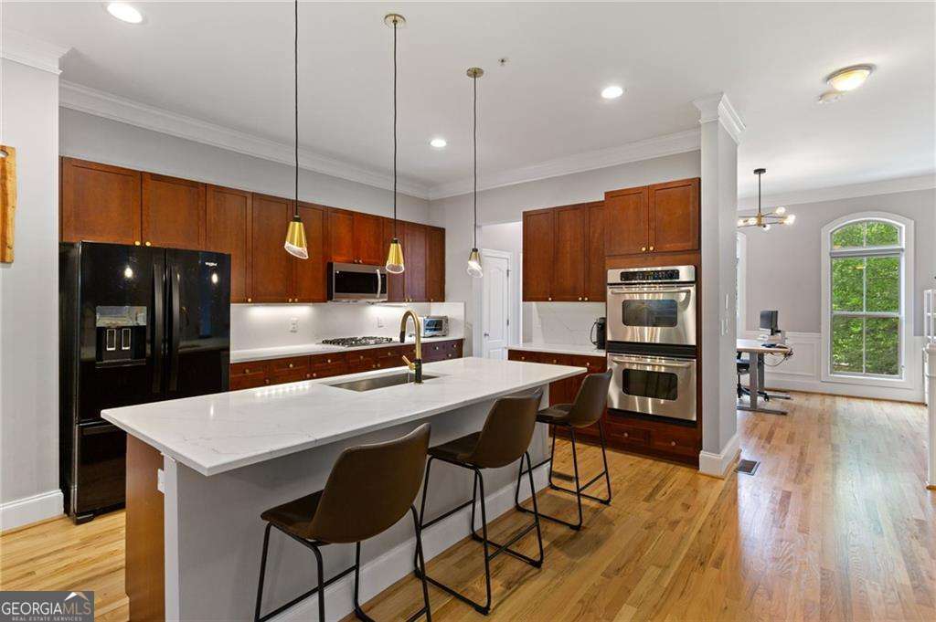 1618 Mosaic Way