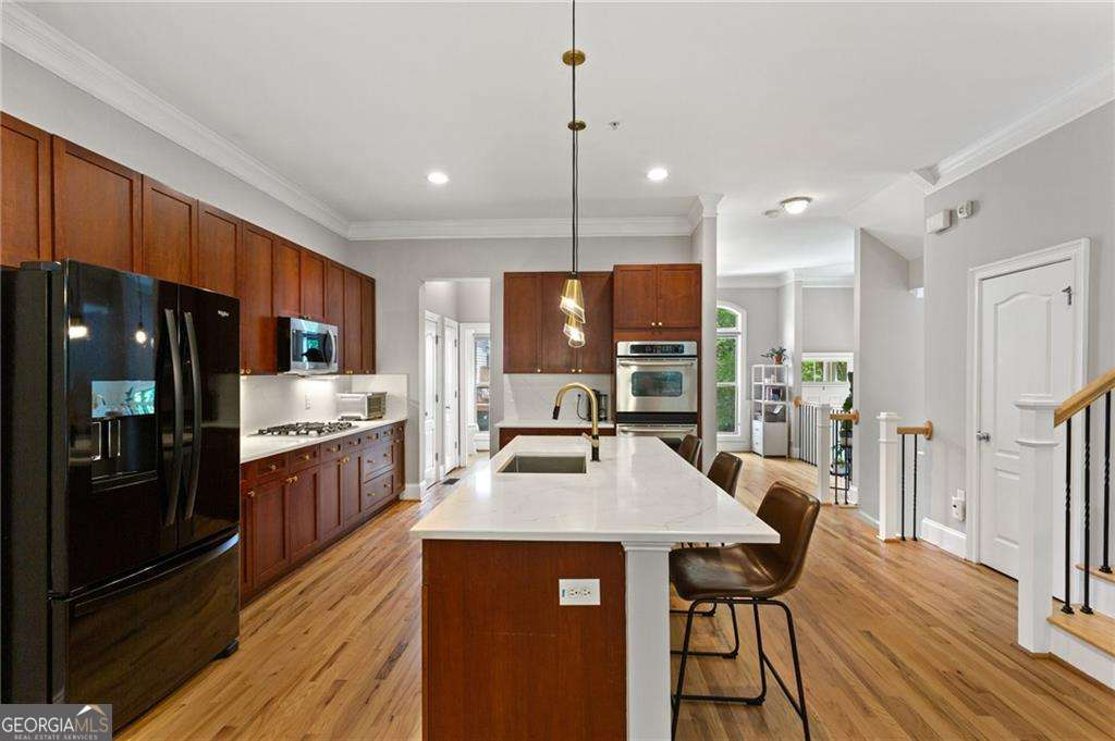 1618 Mosaic Way