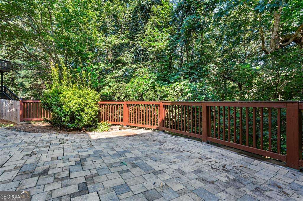 5154 Vinings Estates Way SE