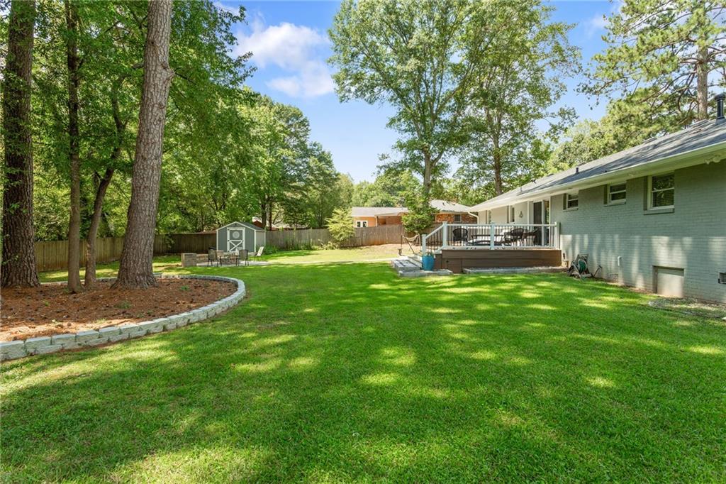 465 Plantation Road SW