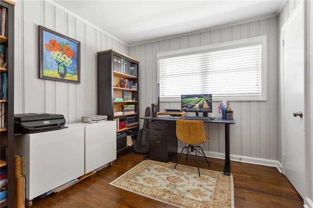 465 Plantation Road SW