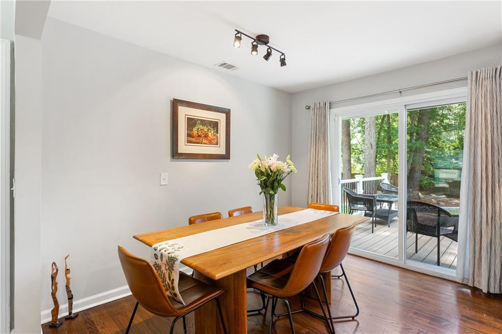 465 Plantation Road SW