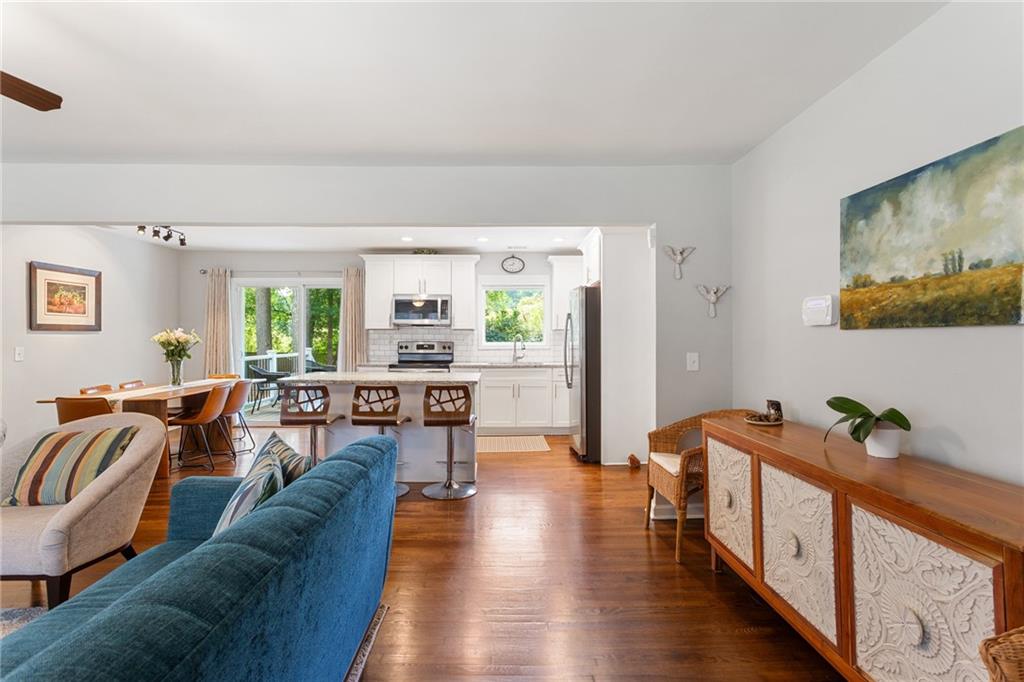 465 Plantation Road SW