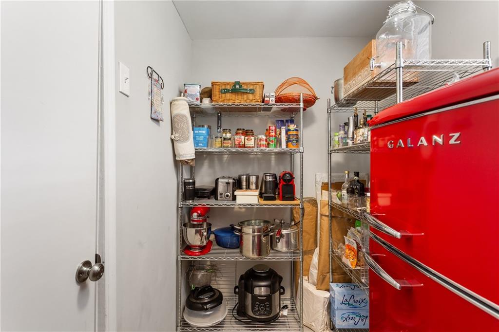 465 Plantation Road SW