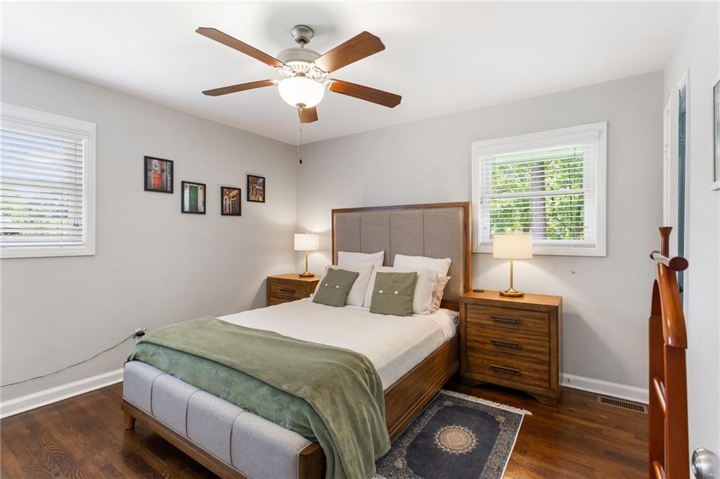 465 Plantation Road SW