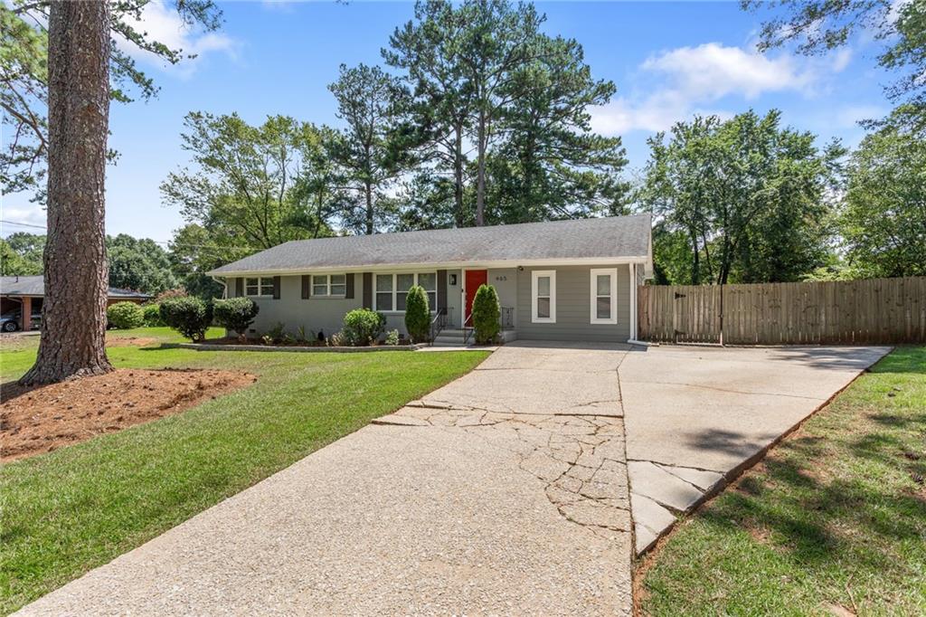 465 Plantation Road SW