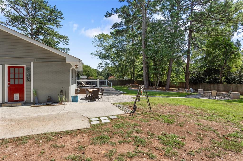 465 Plantation Road SW