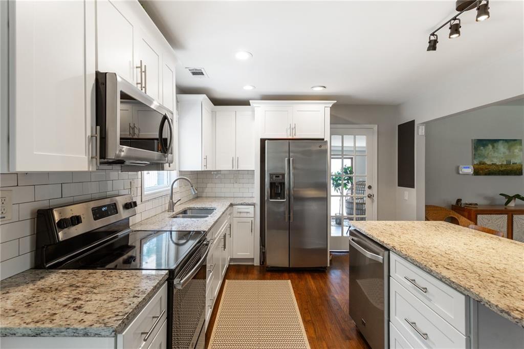 465 Plantation Road SW